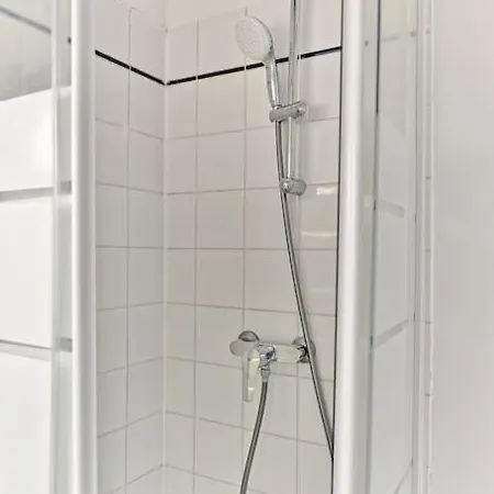 Appartement Et Colore Montparnasse Parijs